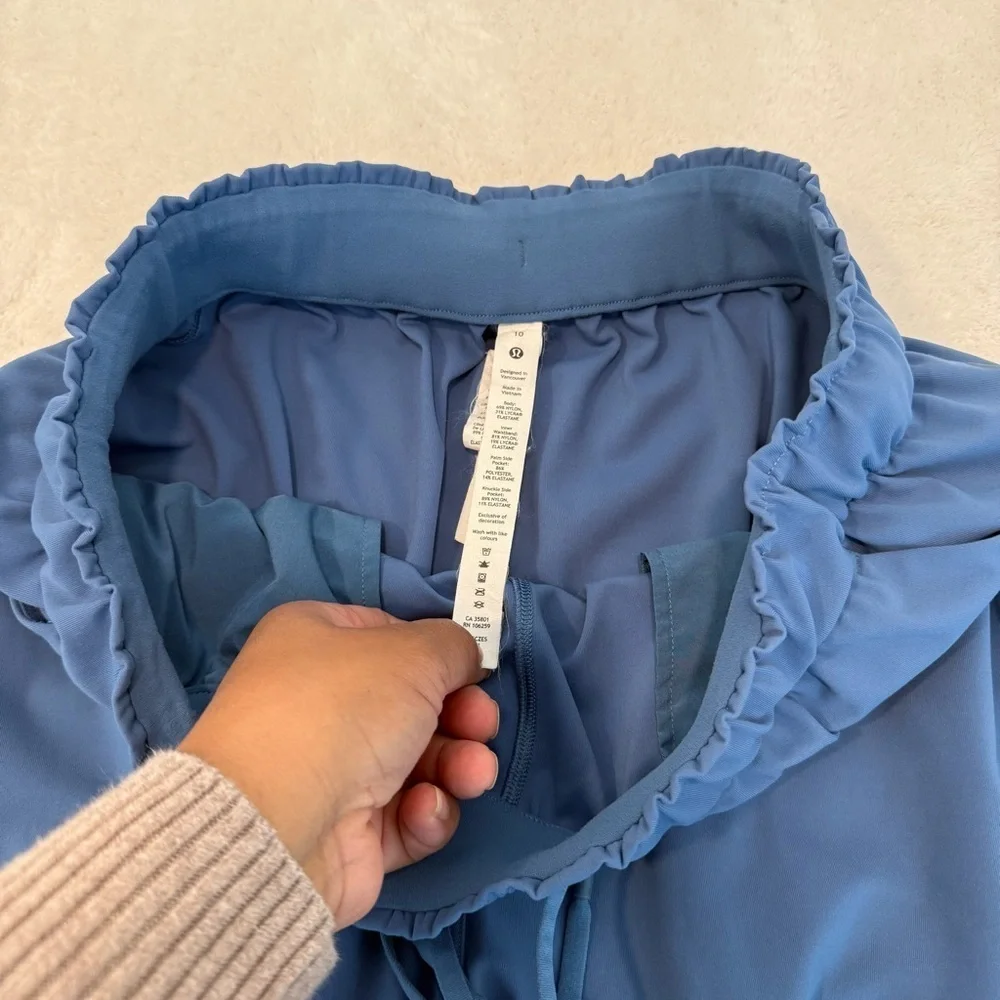 Lululemon Stretch High-Rise Pant 7/8 Length in Water Drop Size 10 Luxtreme Nulu